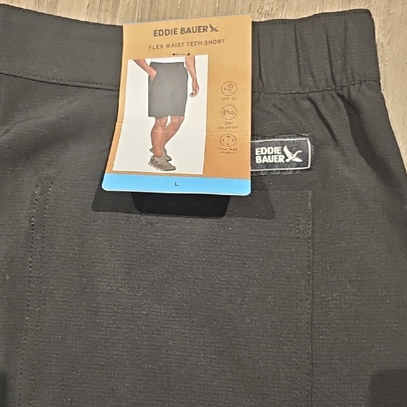 Eddie Bauer Black Flat Front Shorts for Versatile Wear - Picture 7 of 10